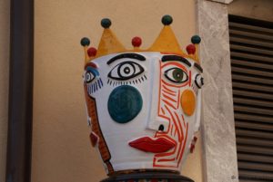 Taormina Blumentopf mit Gesicht