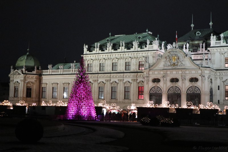 Wien Schloss Belvedere Weihnachtsdorf